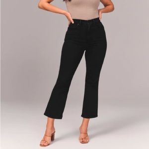 Abercrombie & Fitch Ultra High Rise Kick Flare Crop Curve Love Black Size 4